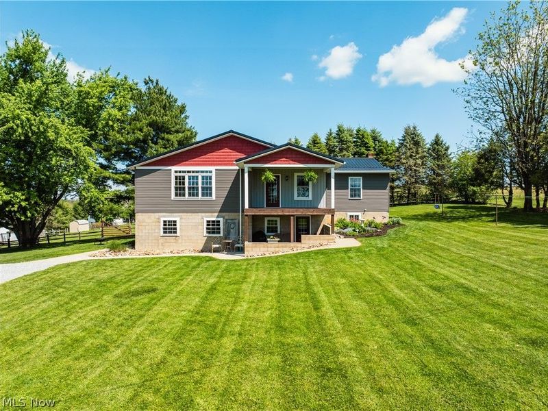 8059 Township Road 562, Holmesville, OH 44633 Photo 2
