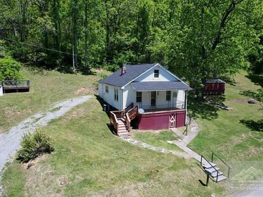 1079 Bent Mountain Road, Lerona, WV 25971