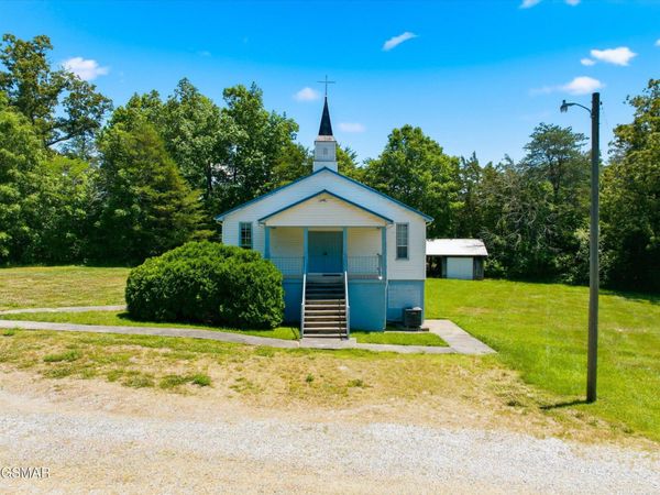 2940 Calderwood Highway, Maryville, TN 37801
