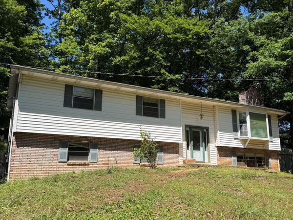 1708 Timberlane Circle, Knoxville, TN 37924