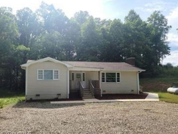 407 Brook Street , Wilkesboro, NC 28697