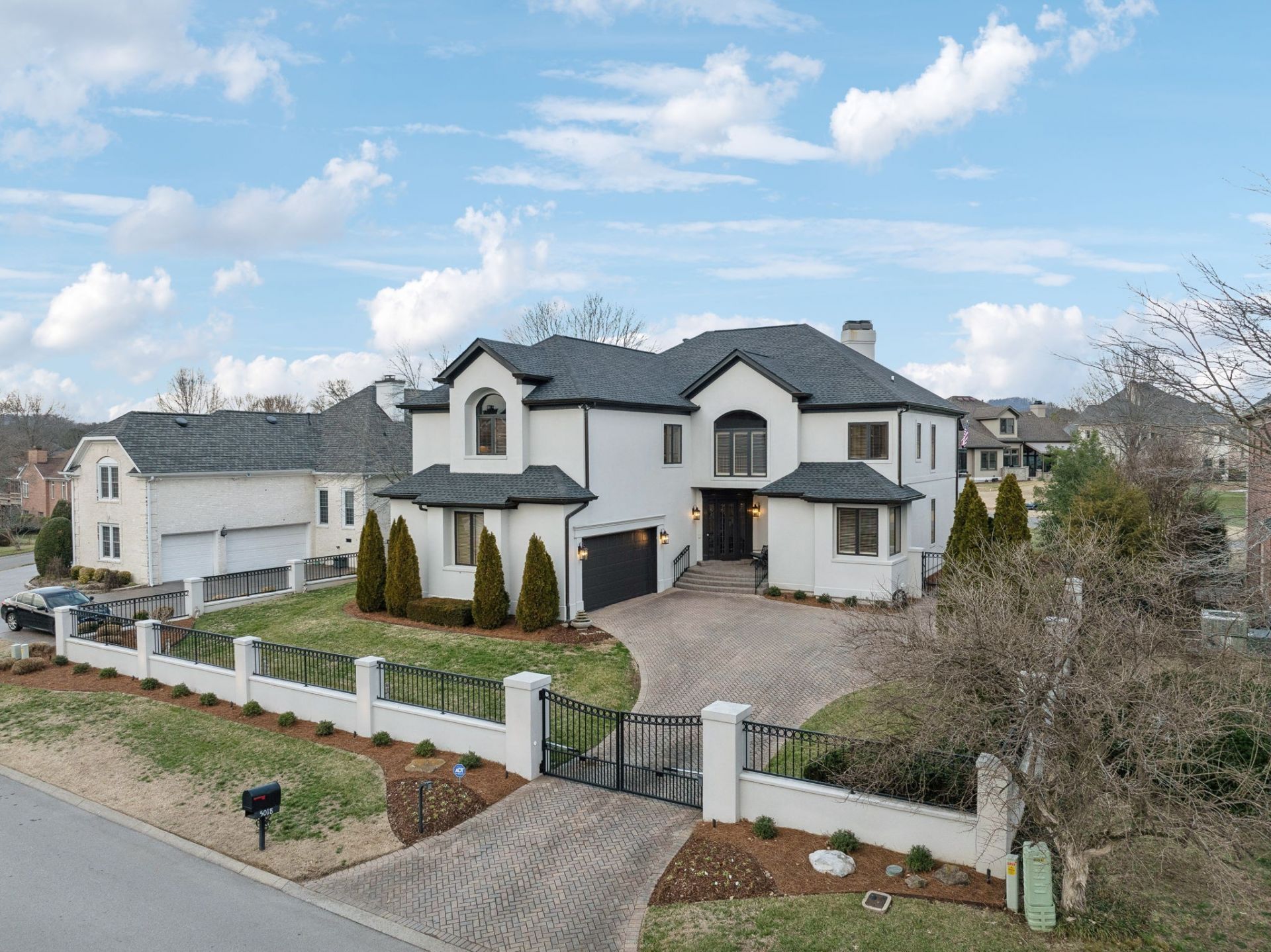 5018 Country Club Dr, Brentwood, TN 37027 Main Photo