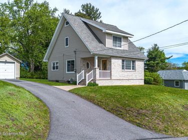 324 Harwood Avenue, Clarks Summit, PA 18411