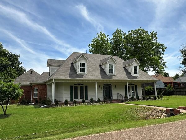 3510 SARA WOODS DR, Bartlett, TN 38133