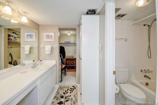 1950 SW Palm City Road, Unit 3-209, Stuart, FL 34994 Photo