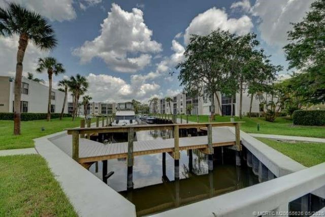 1950 SW Palm City Road, Unit 3-209, Stuart, FL 34994 Photo