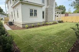 2 Joyce Avenue photo 4