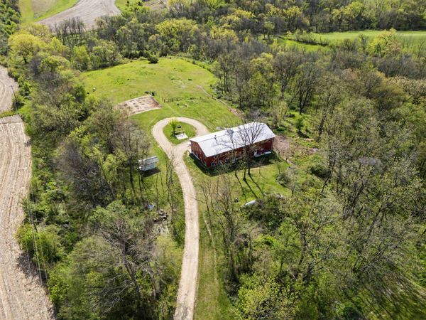 2842 285 Avenue, Hopkinton, IA 52237