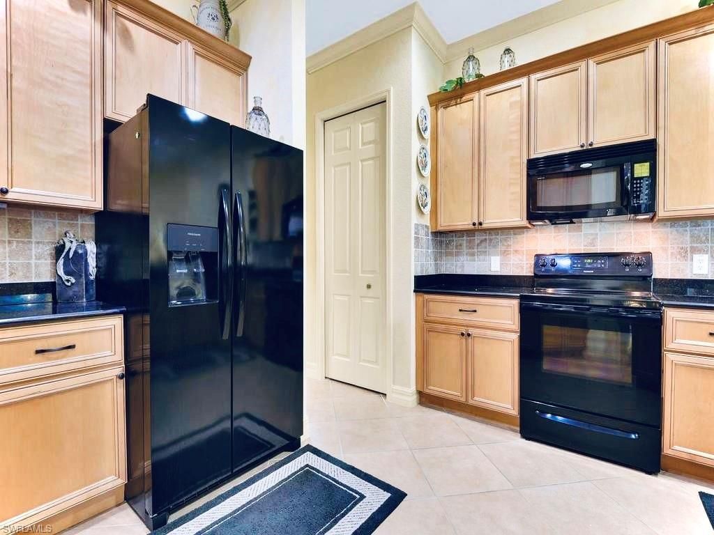 9149 Leatherwood Loop , Lehigh Acres, FL 33936 Photo