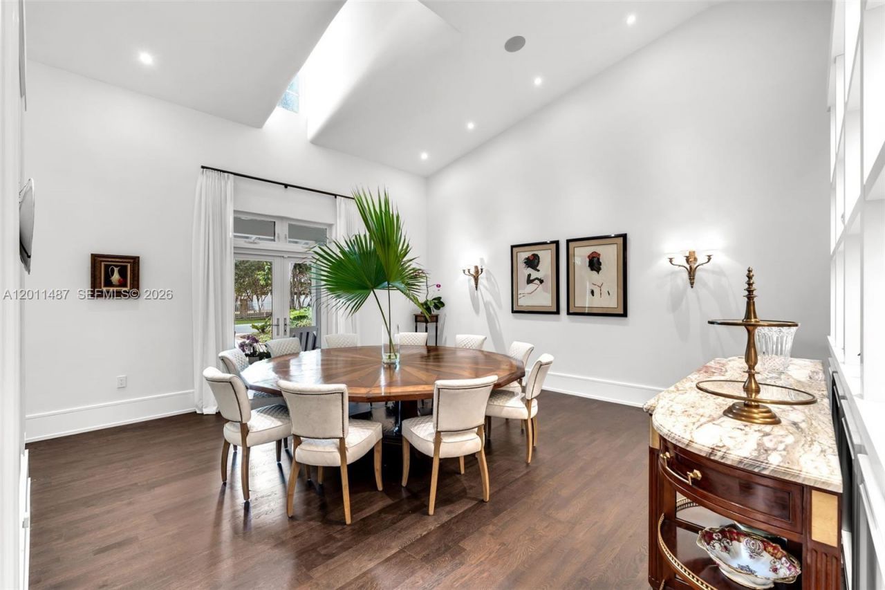 4901 Hammock Park Dr, Coral Gables, FL 33156 Photo