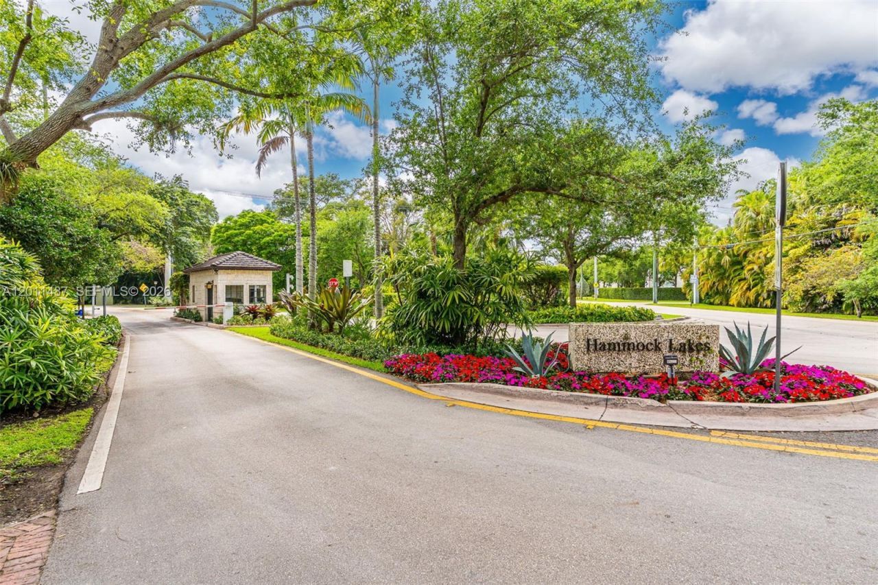 4901 Hammock Park Dr, Coral Gables, FL 33156 Photo