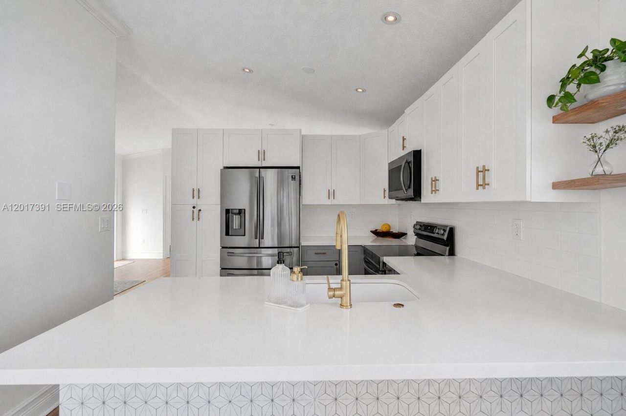 1212 NW 125th Ter, Sunrise, FL 33323 Photo