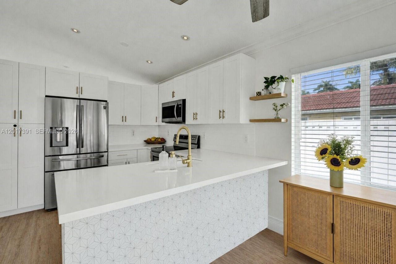 1212 NW 125th Ter, Sunrise, FL 33323 Photo