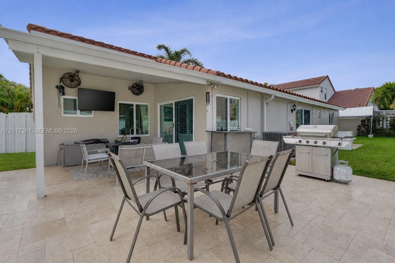 1212 NW 125th Ter, Sunrise, FL 33323 Photo
