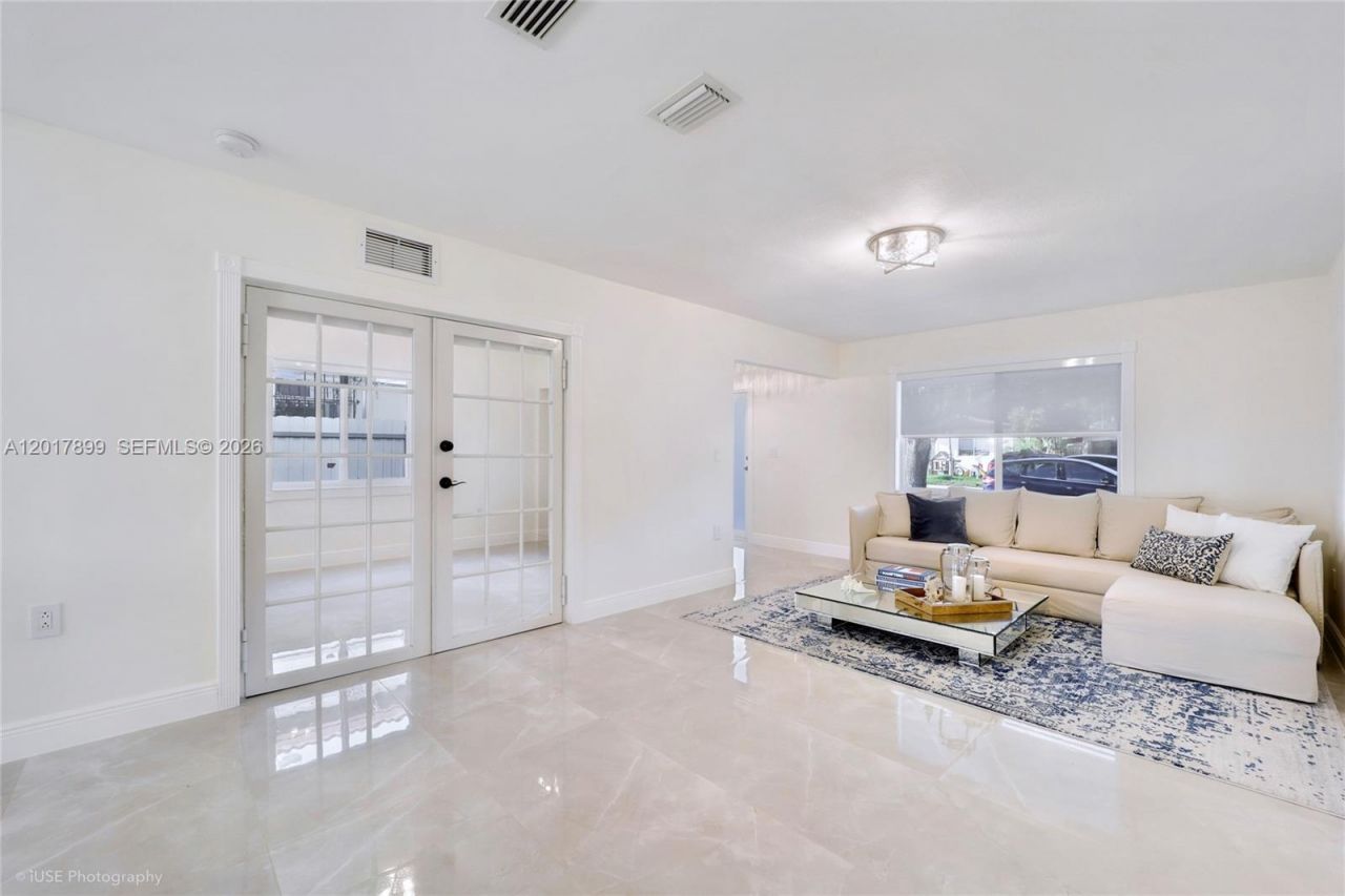 4712 SW 2nd Ter , Miami, FL 33134 Photo