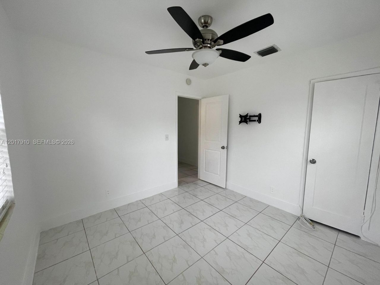 1011 Avenue F , Riviera Beach, FL 33404 Photo
