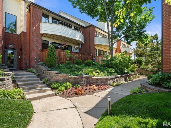 5571 Waterman Boulevard , Unit D, St Louis, MO 63112
