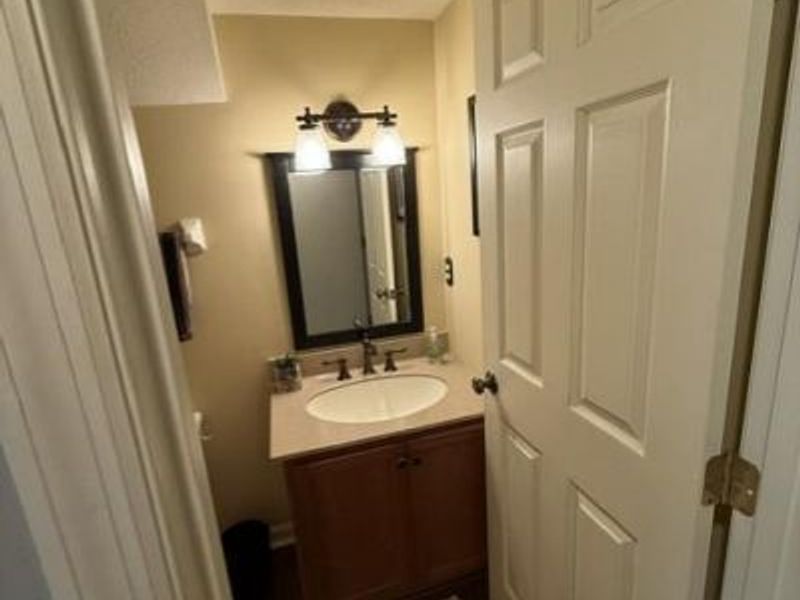 2094 Foxknoll Drive, Washington Township, OH 45458 Photo 10