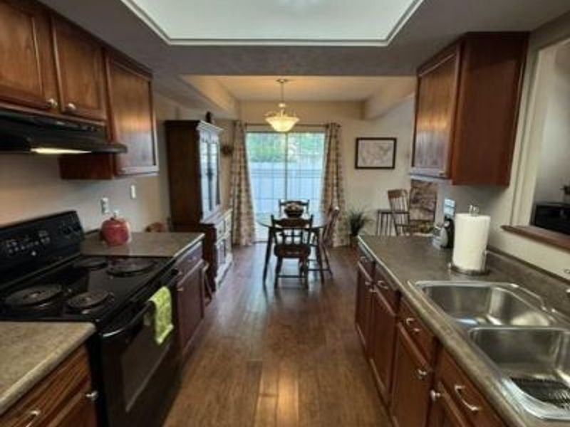 2094 Foxknoll Drive, Washington Township, OH 45458 Photo 8