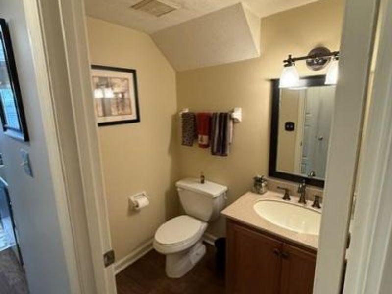 2094 Foxknoll Drive, Washington Township, OH 45458 Photo 9