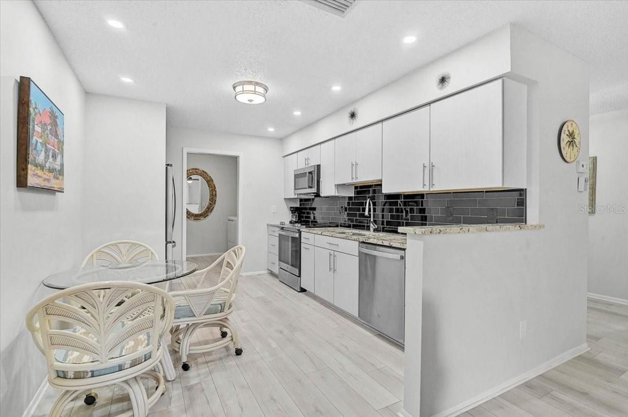 4169 66th Street Circle W, Unit H, Bradenton, FL 34209 Photo