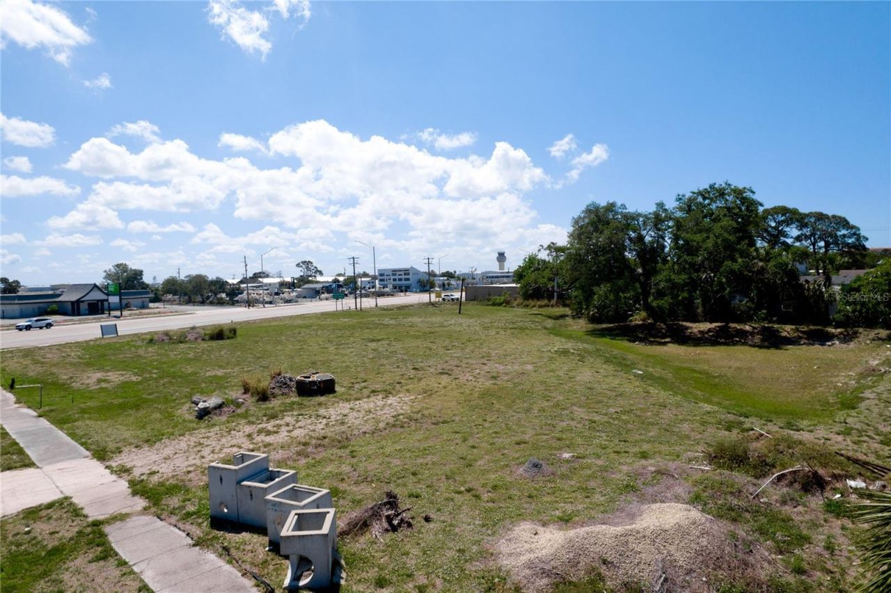 7972 N Tamiami Trail , Sarasota, FL 34243 Photo