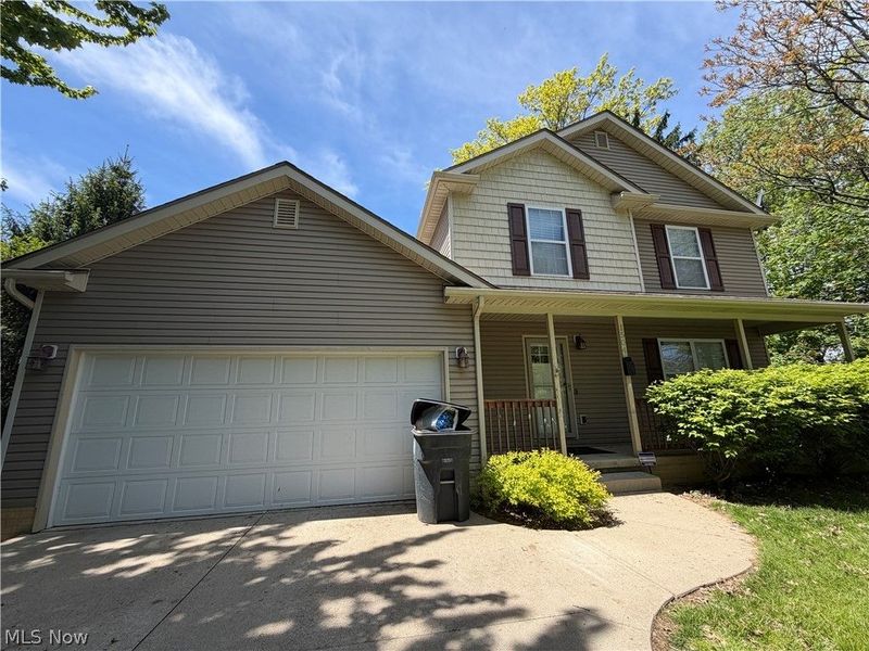 1504 White Avenue, Akron, OH 44307 Photo 1