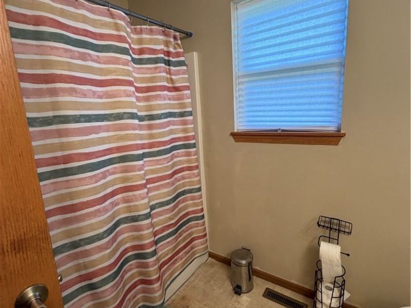 1504 White Avenue, Akron, OH 44307 Photo 7