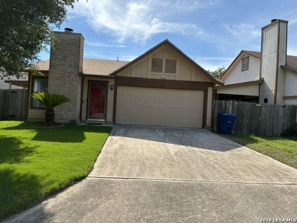 6201 VALLEY BAY DR, San Antonio, TX 78250