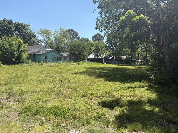 204 W Dial Street , Jay, OK 74346