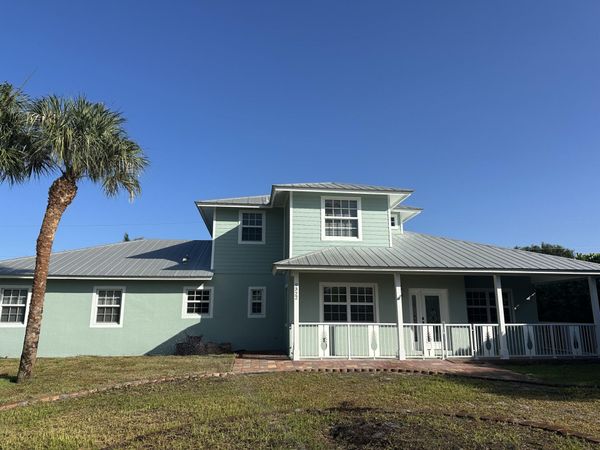 9322 SE Athena Street, Hobe Sound, FL 33455