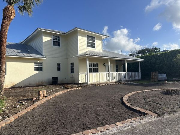 9322 SE Athena Street, Hobe Sound, FL 33455