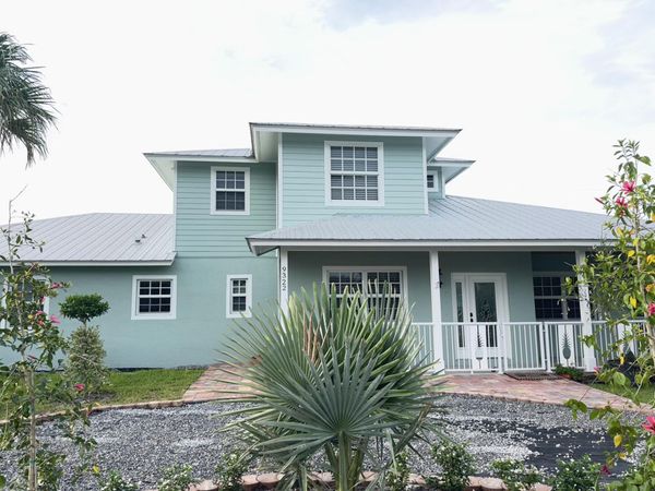 9322 SE Athena Street, Hobe Sound, FL 33455