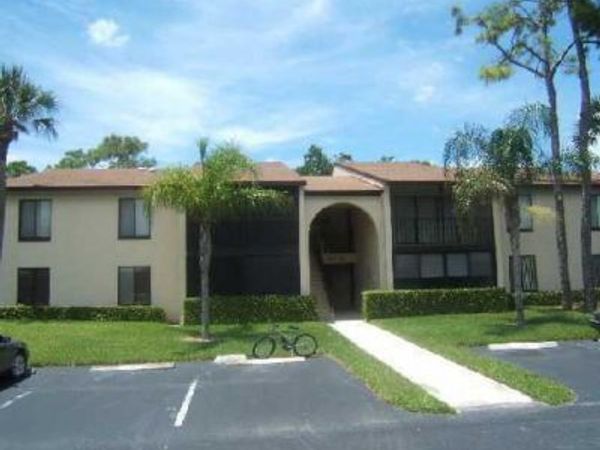 628 N Sea Pine Way, Unit A2, Greenacres, FL 33415