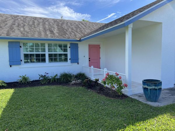 8014 SE Carlton Street, Hobe Sound, FL 33455