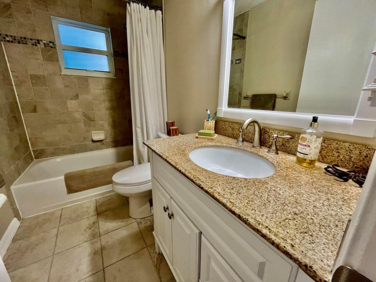 8014 SE Carlton Street, Hobe Sound, FL 33455 Photo