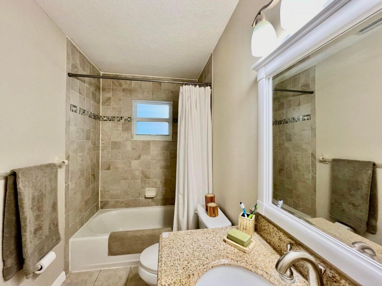 8014 SE Carlton Street, Hobe Sound, FL 33455 Photo