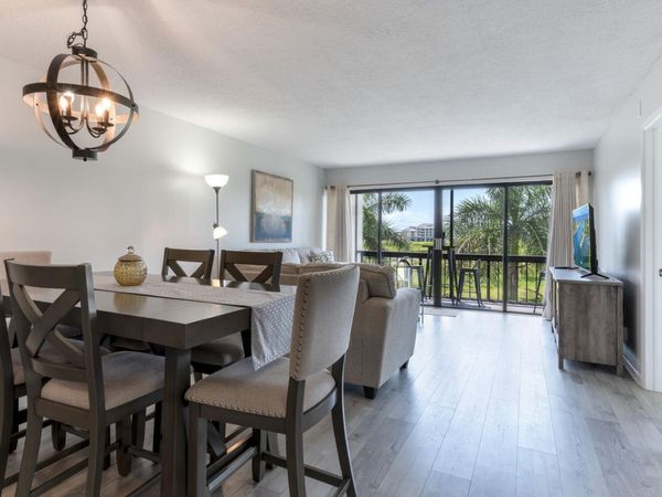 3050 Presidential Way, Unit 305, West Palm Beach, FL 33401