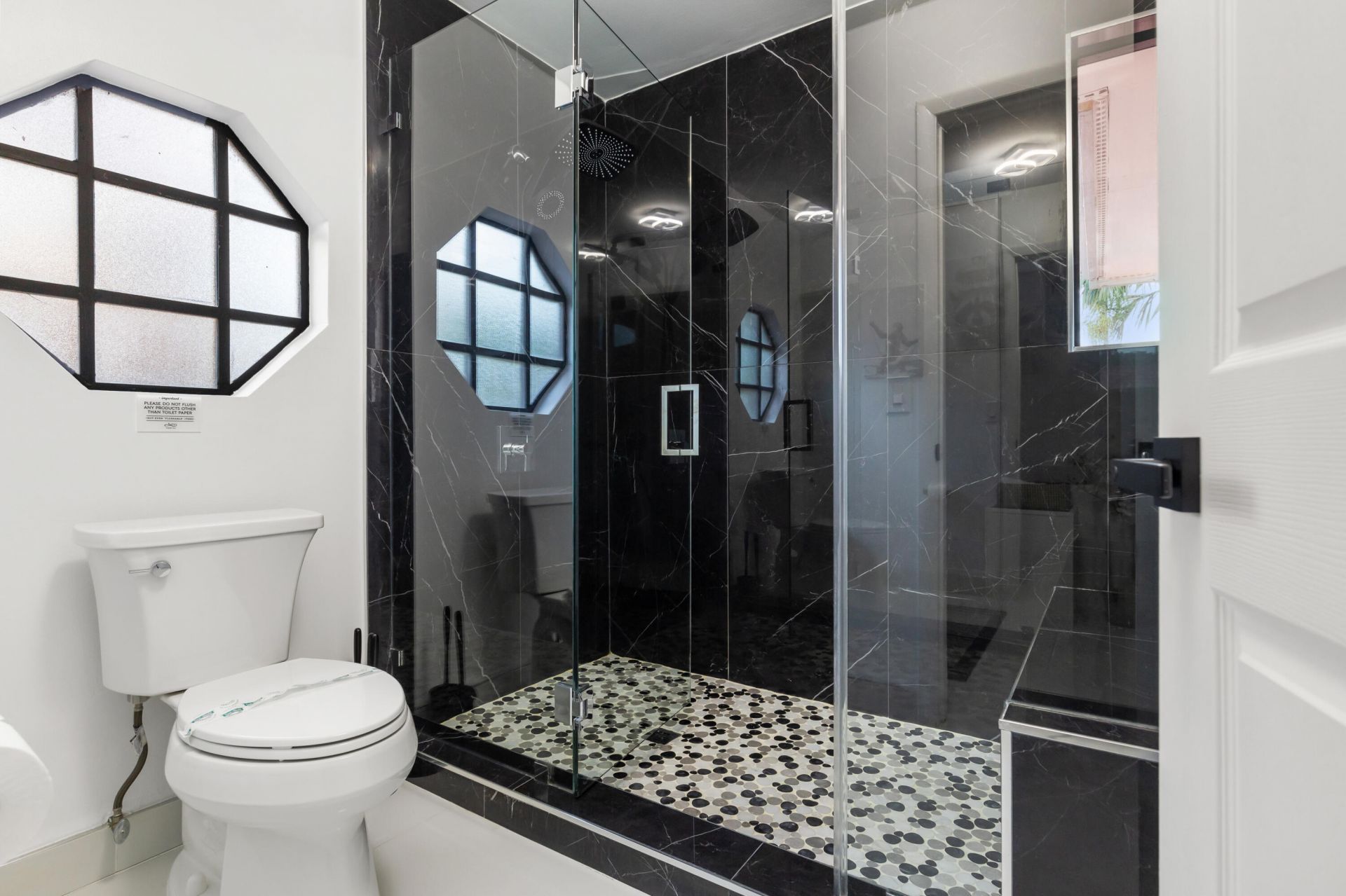 484 NW 38th Terrace, Deerfield Beach, FL 33442 Photo