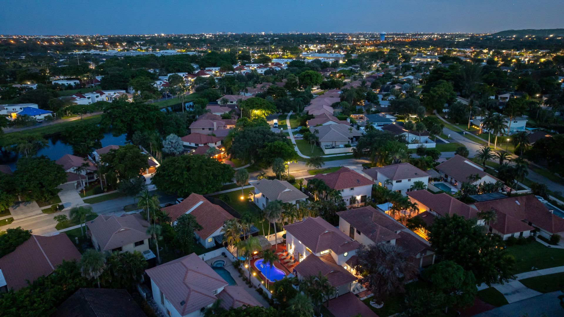 484 NW 38th Terrace, Deerfield Beach, FL 33442 Photo
