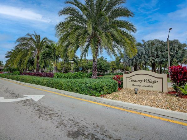 1200 SW 130th Avenue, Unit 402g, Pembroke Pines, FL 33027