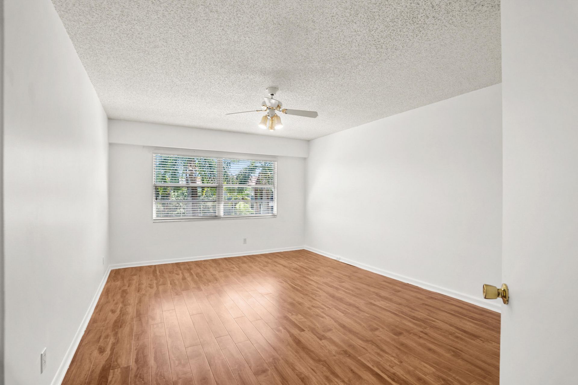 1200 SW 130th Avenue, Unit 402g, Pembroke Pines, FL 33027 Photo