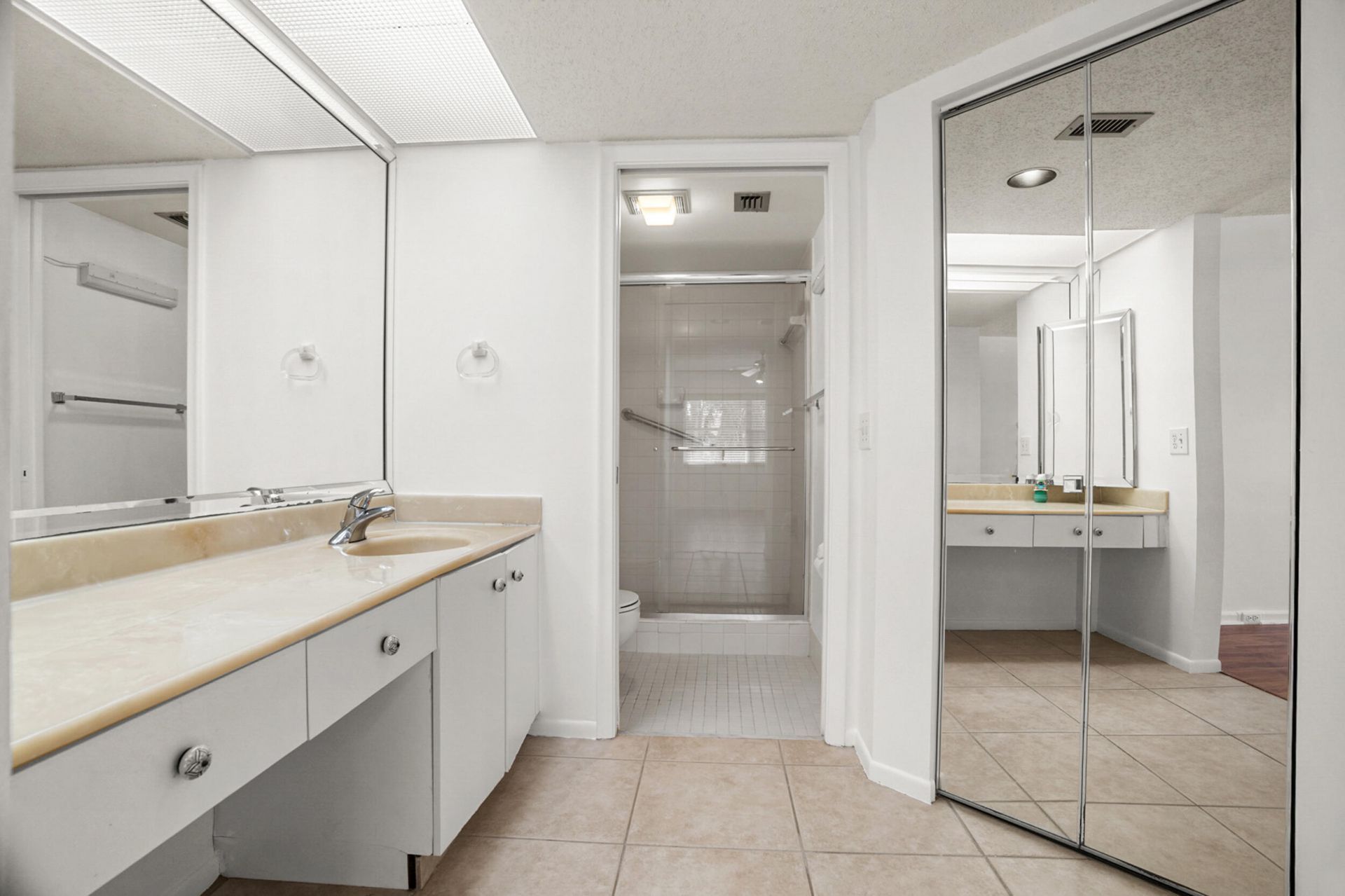 1200 SW 130th Avenue, Unit 402g, Pembroke Pines, FL 33027 Photo