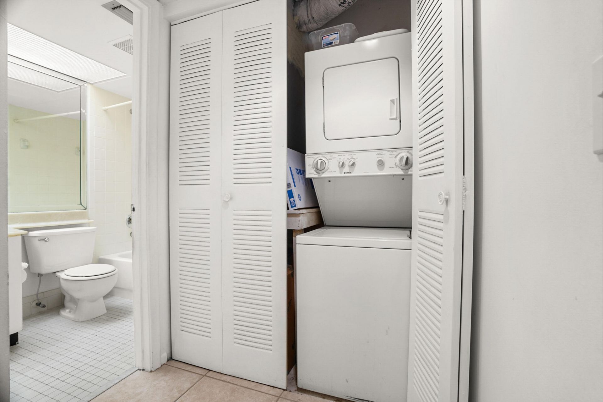 1200 SW 130th Avenue, Unit 402g, Pembroke Pines, FL 33027 Photo