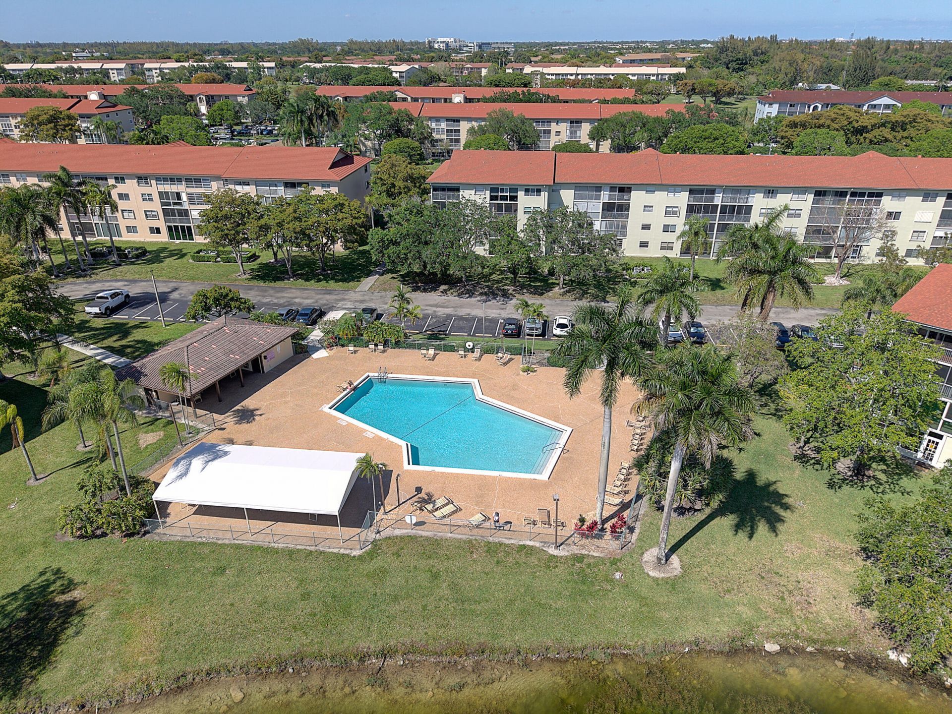 1200 SW 130th Avenue, Unit 402g, Pembroke Pines, FL 33027 Photo