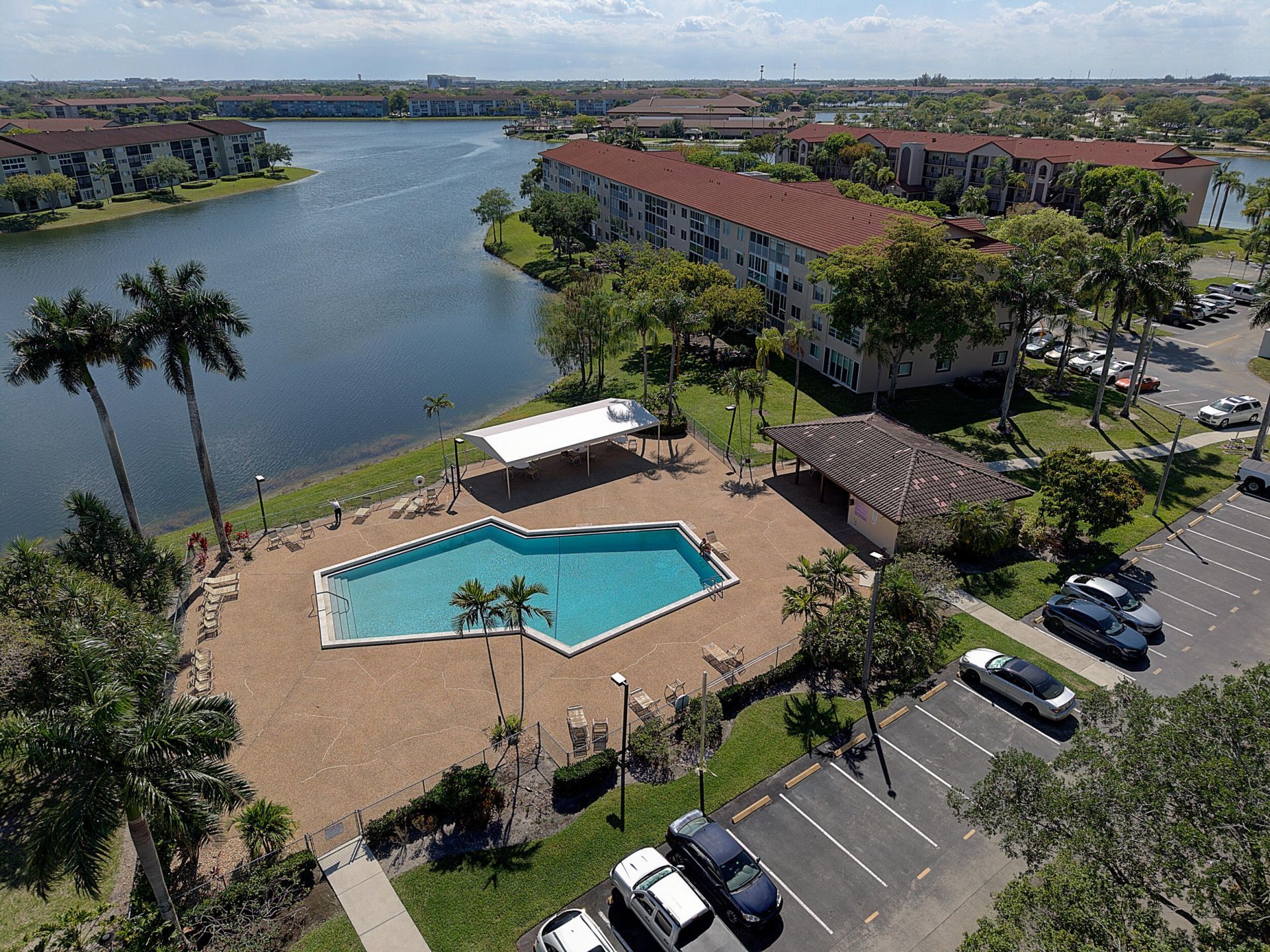 1200 SW 130th Avenue, Unit 402g, Pembroke Pines, FL 33027 Photo
