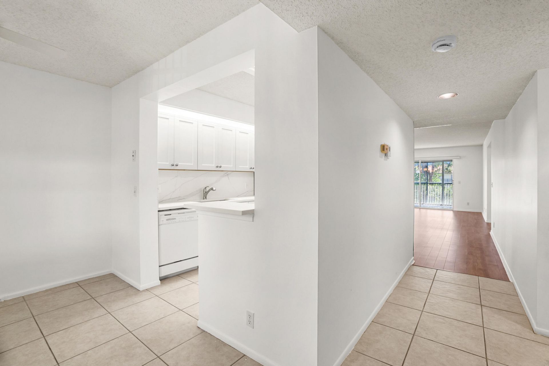 1200 SW 130th Avenue, Unit 402g, Pembroke Pines, FL 33027 Photo