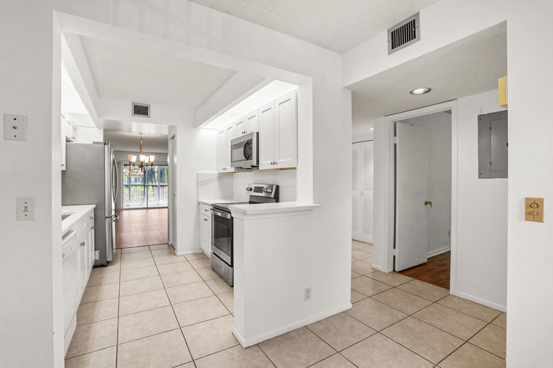 1200 SW 130th Avenue, Unit 402g, Pembroke Pines, FL 33027 Photo