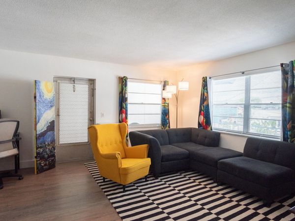 401 N J Street, Unit 9, Lake Worth Beach, FL 33460