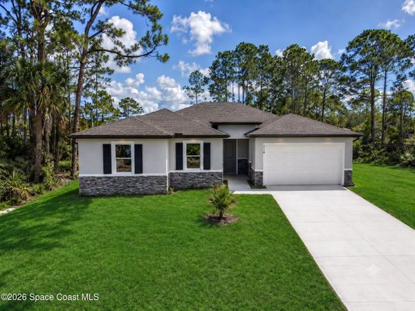 210 Sarah Road SW, Palm Bay, FL 32908